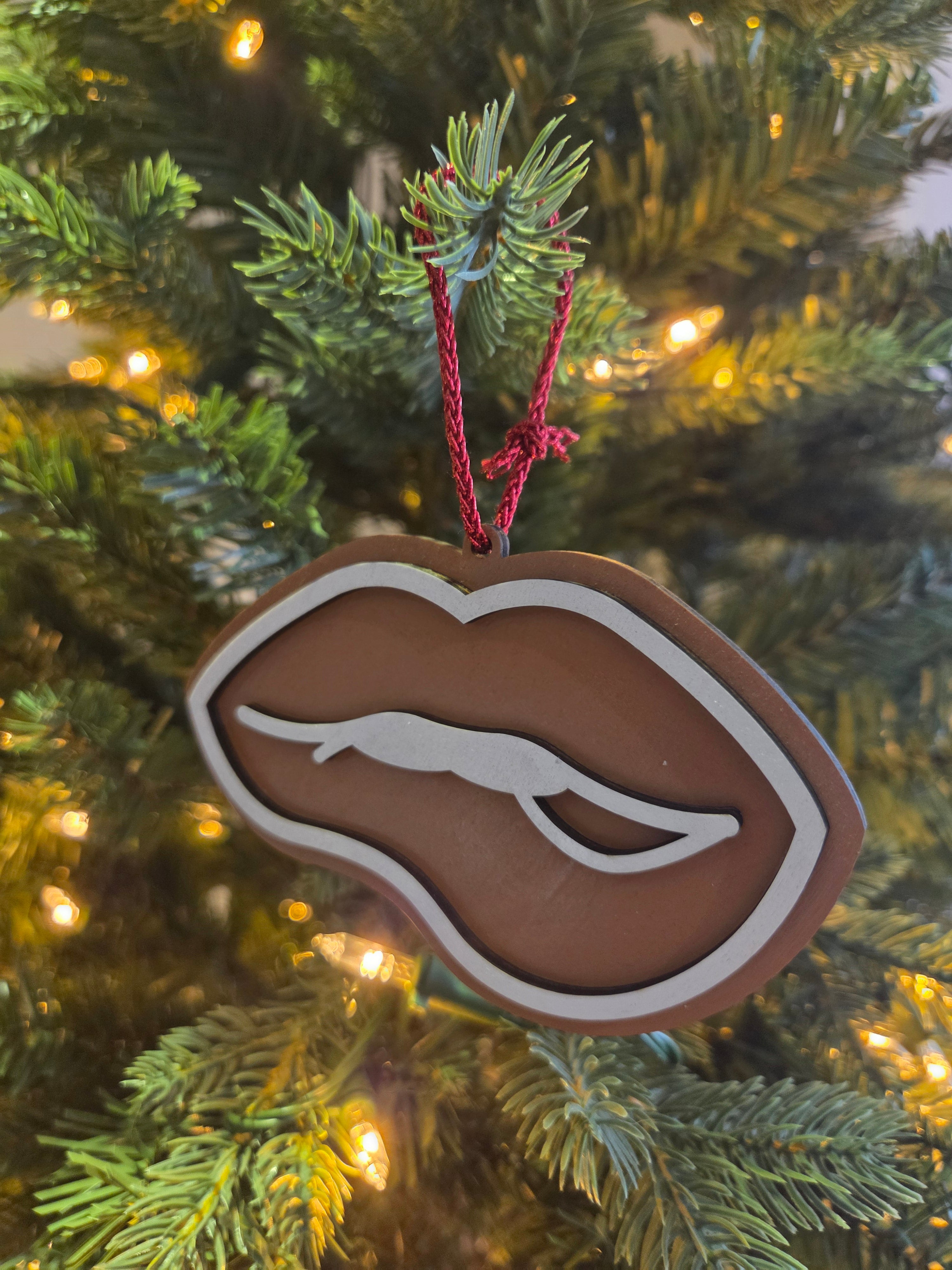 Gingerbread Lip Bite